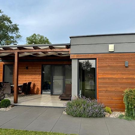 Cisza Bungalows Village / Blisko Natury Nowecin エクステリア 写真