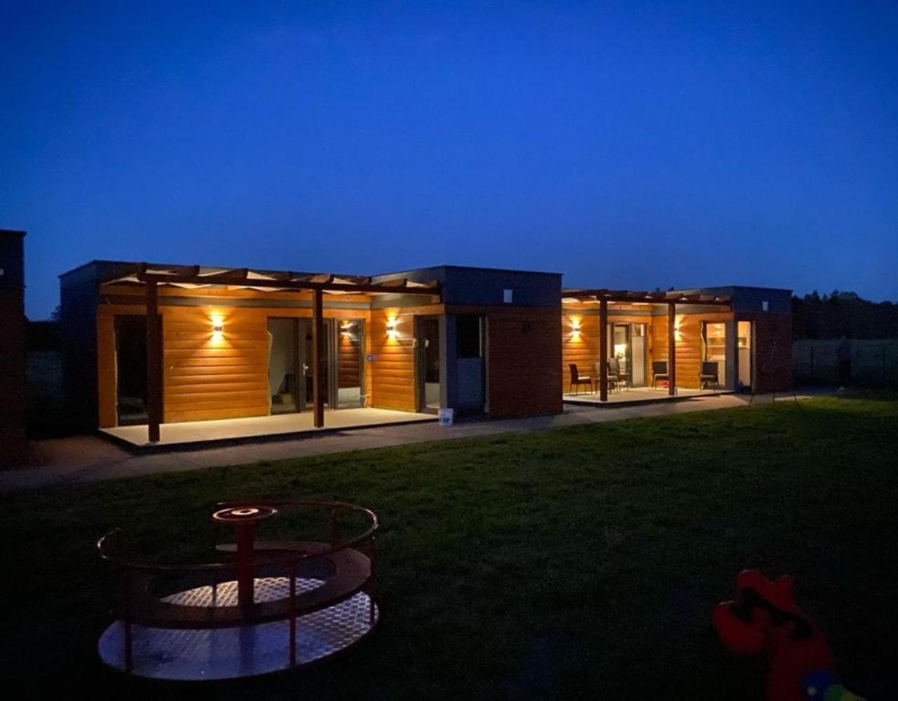 Cisza Bungalows Village / Blisko Natury Nowecin エクステリア 写真