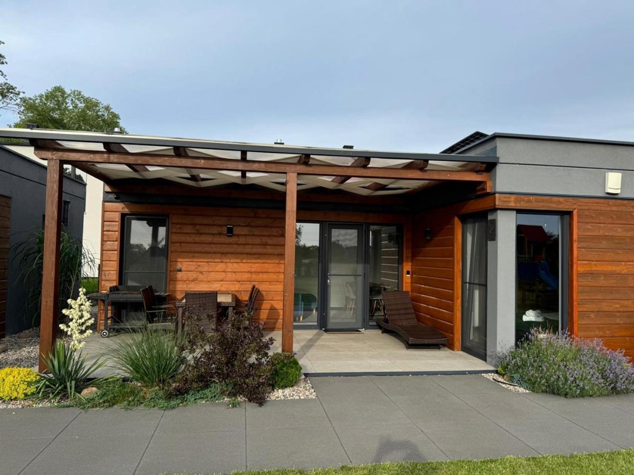 Cisza Bungalows Village / Blisko Natury Nowecin エクステリア 写真