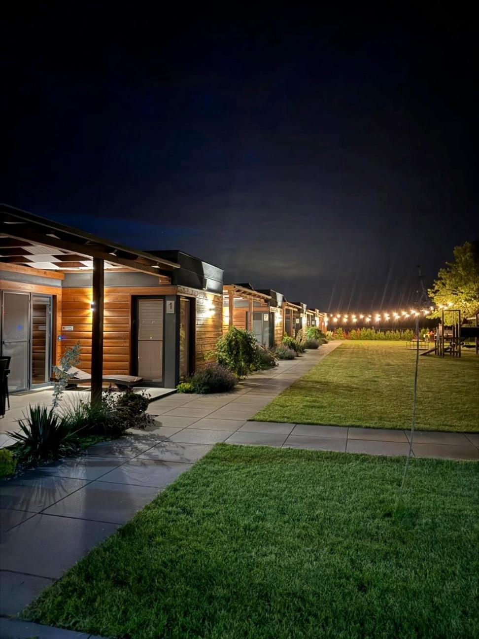 Cisza Bungalows Village / Blisko Natury Nowecin エクステリア 写真